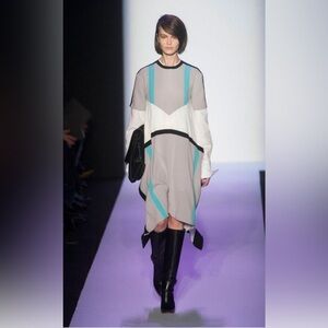 BCBGMAXAZRIA RUNWAY Cait Colorblock Swing Dress Asymmetric Hem Line SZ XXS Dove